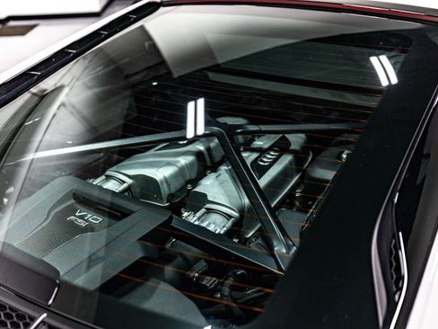 Used 2023 Audi R8 V10 performance image 36