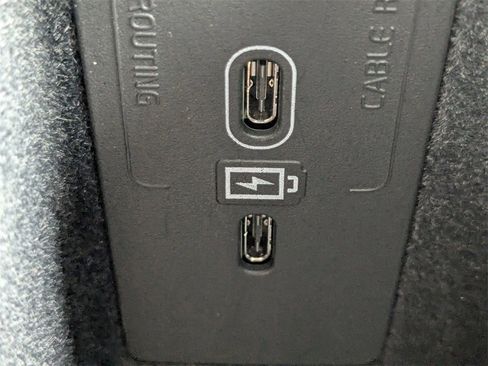 Used 2023 Volvo XC60 B5 Plus w/ Protection Package image 24