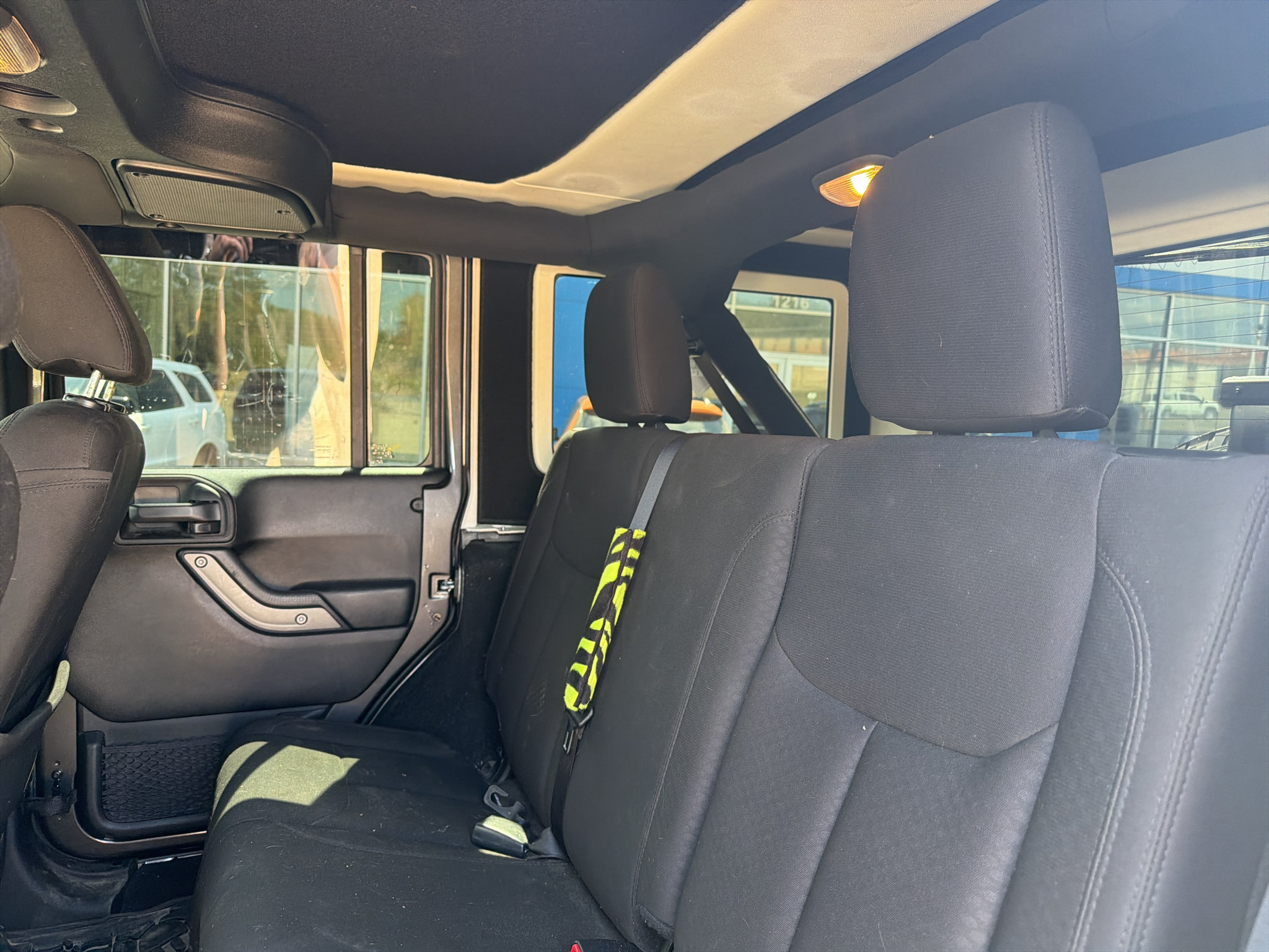 Used 2018 Jeep Wrangler Unlimited Sport S AWD/4WD image 15