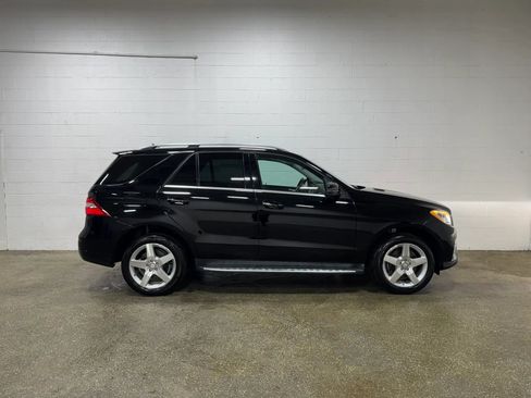 Used 2015 Mercedes-Benz ML 350 4MATIC image 2