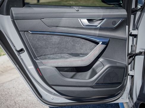 Used 2025 Audi RS 6 performance image 28