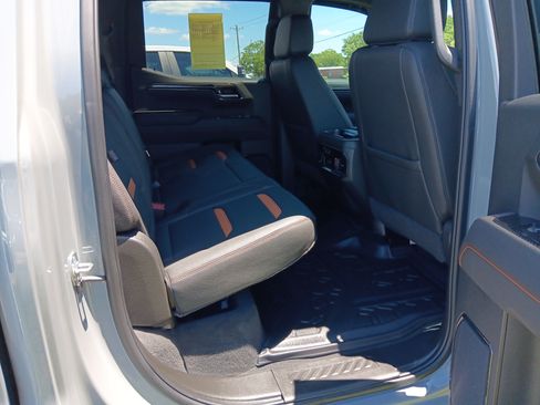 Used 2025 GMC Sierra 1500 AT4 w/ AT4 Premium Package AWD/4WD image 20