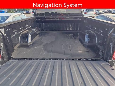 Used 2025 GMC Sierra 1500 Elevation AWD/4WD image 5