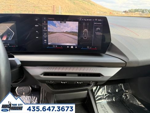 Used 2025 BMW 228i xDrive w/ M Sport Package AWD/4WD image 19