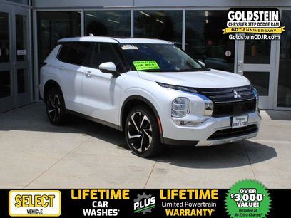 Used 2024 Mitsubishi Outlander SE
