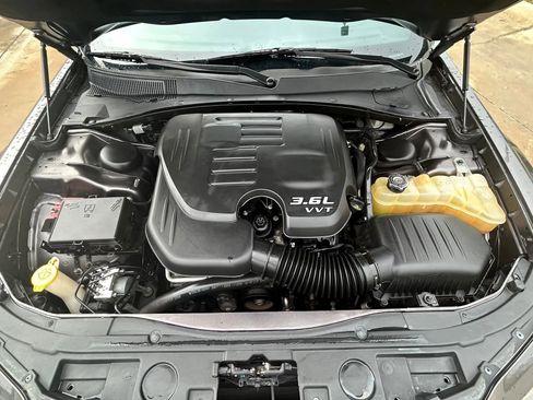 Used 2016 Chrysler 300 S AWD/4WD image 21