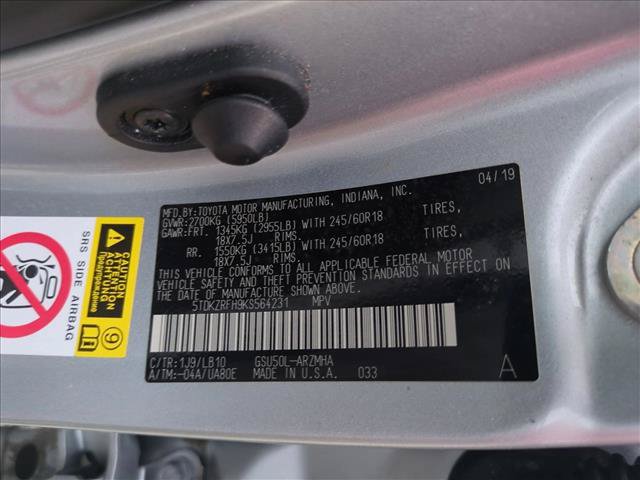 Certified 2019 Toyota Highlander XLE FWD image 26