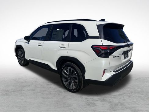 Used 2025 Subaru Forester Touring image 5