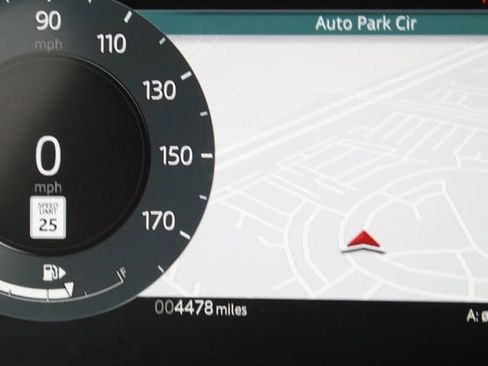 Used 2024 Land Rover Range Rover Evoque S image 17