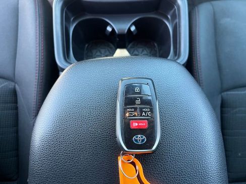 Used 2021 Toyota RAV4 SE w/ Weather & Moonroof Package AWD/4WD image 36