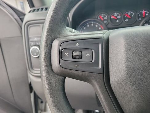 Used 2021 Chevrolet Silverado 1500 Custom image 17