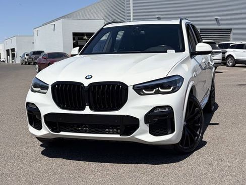 Used 2021 BMW X5 M50i w/ Premium Package AWD/4WD image 3