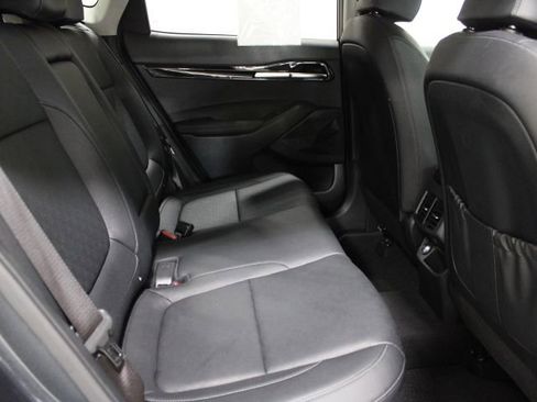 Used 2023 Kia Seltos SX image 20