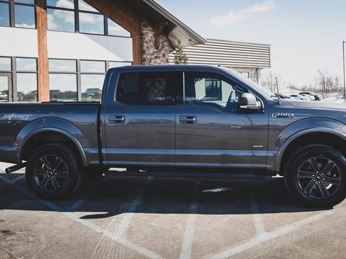 Used 2017 Ford F150 XLT w/ Equipment Group 302A Luxury image 28