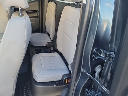 Used 2020 GMC Canyon W/T w/ Convenience Package image 37