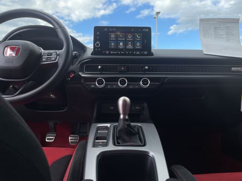 Used 2023 Honda Civic Type R image 14