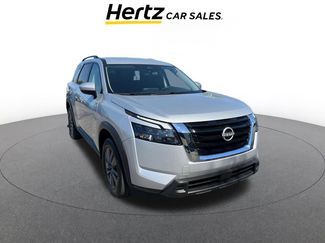 Used 2025 Nissan Pathfinder SV video 1