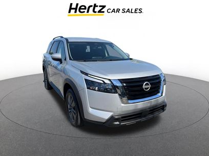 Used 2025 Nissan Pathfinder SV