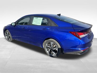 Used 2023 Hyundai Elantra SEL w/ Convenience Package