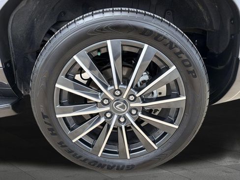 Certified 2026 Lexus GX 550 w/ Accessory Package (ZB) AWD/4WD image 24