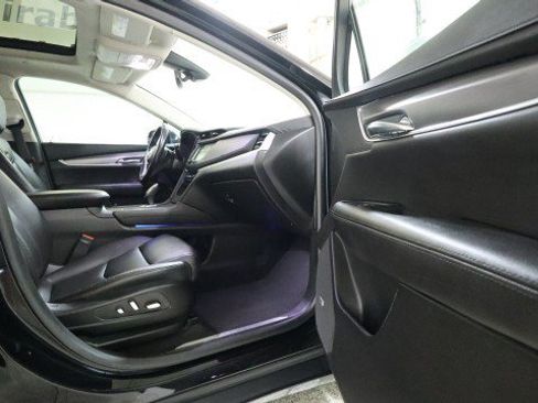 Used 2019 Cadillac XT5 Luxury AWD/4WD image 10