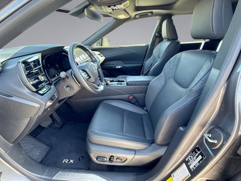 Used 2025 Lexus RX 350 Premium w/ Accessory Package (Z1) FWD image 30