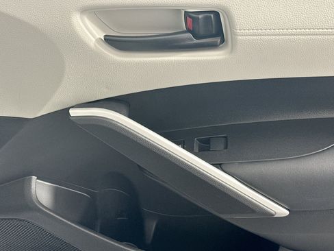 Certified 2026 Toyota Corolla Cross L FWD image 28