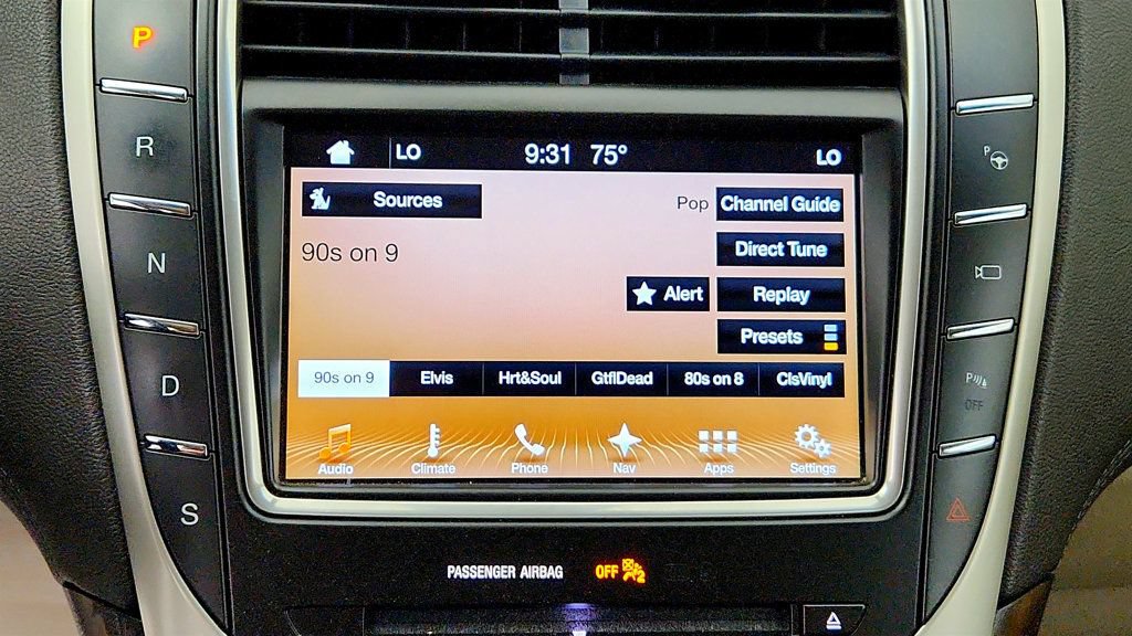 Used 2017 Lincoln MKX Reserve AWD/4WD image 18