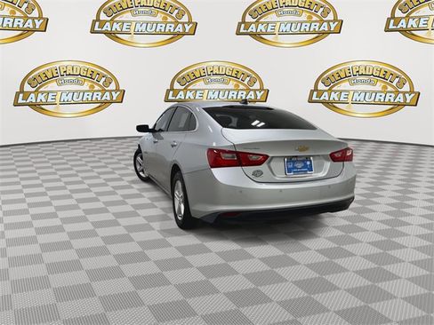 Used 2021 Chevrolet Malibu LS image 9