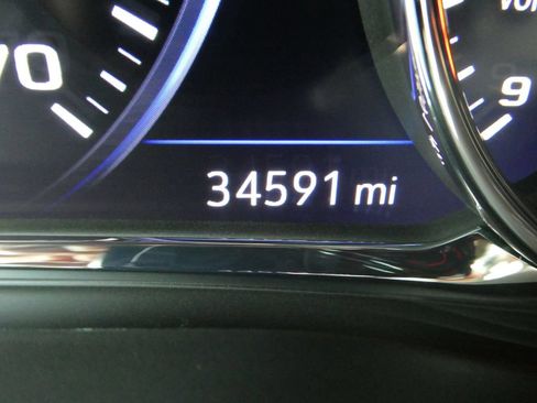 Certified 2023 GMC Acadia AT4 w/ Technology Package AWD/4WD image 38