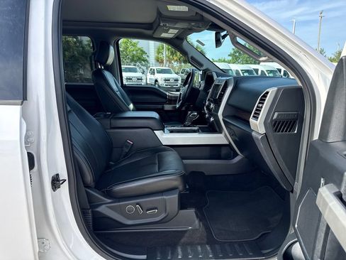 Used 2018 Ford F150 Lariat w/ Equipment Group 502A Luxury AWD/4WD image 27