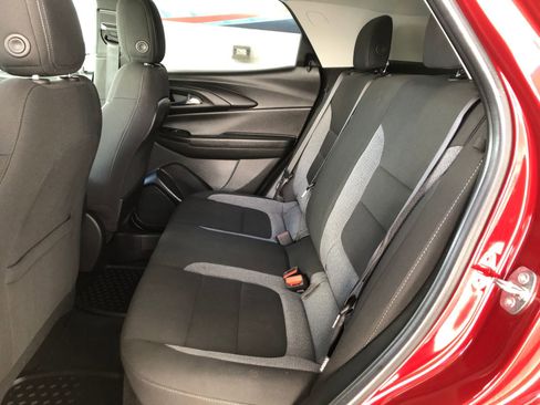 Used 2023 Chevrolet TrailBlazer LT image 12