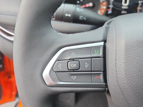 New 2026 Jeep Compass Latitude image 17