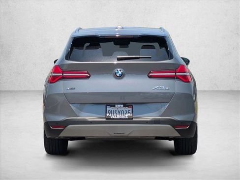 Used 2025 BMW X3 xDrive30 w/ Convenience Package AWD/4WD image 7