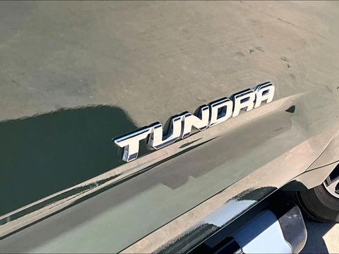 Used 2023 Toyota Tundra Limited w/ Power Package image 10