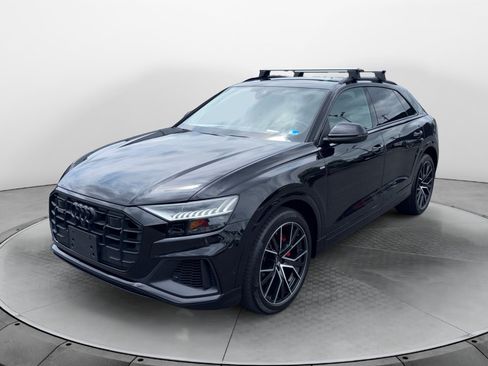 Used 2021 Audi Q8 Prestige AWD/4WD image 3