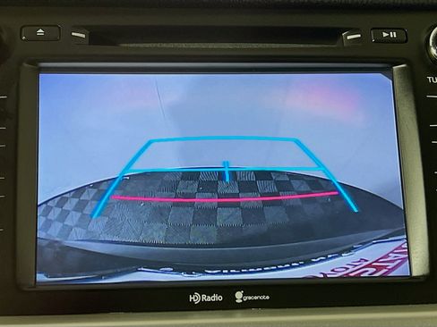 Certified 2015 Toyota Highlander XLE image 16