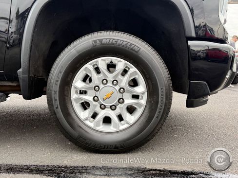 Used 2024 Chevrolet Silverado 3500 High Country image 12