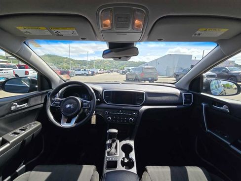 Used 2020 Kia Sportage LX AWD/4WD image 15