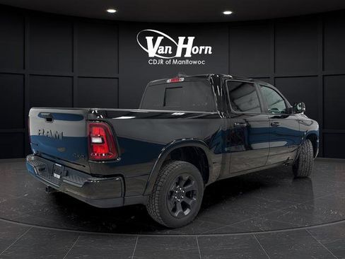 Used 2025 RAM 1500 Big Horn AWD/4WD image 7