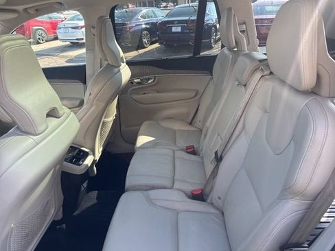 Used 2023 Volvo XC90 B6 Ultimate w/ Protection Package Premier AWD/4WD image 33