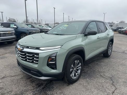 New 2026 Chevrolet Equinox LT w/ LPO, Floor Liner Package image 7