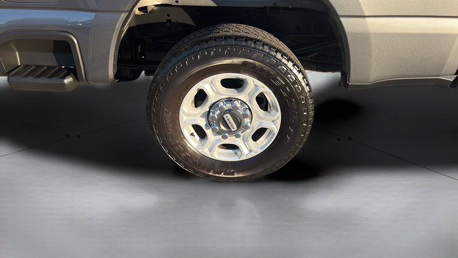 Used 2025 Ford F250 XLT w/ FX4 Off-Road Package AWD/4WD image 22