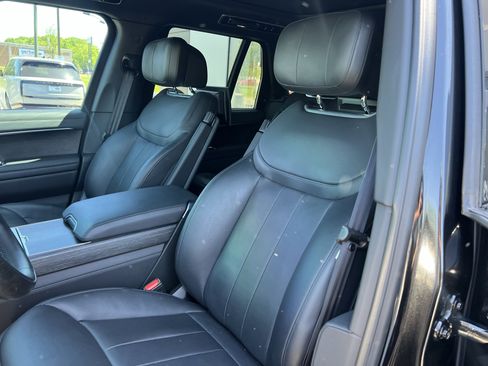 Certified 2024 Land Rover Range Rover Autobiography AWD/4WD image 16
