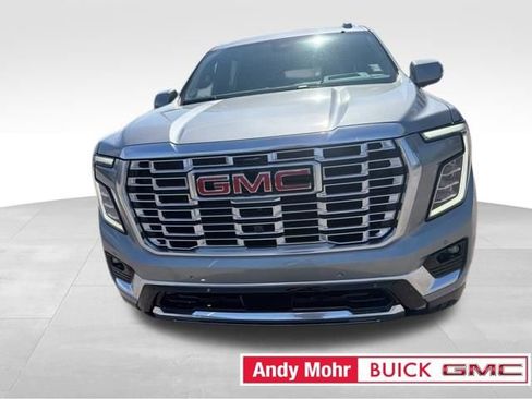 New 2026 GMC Yukon XL Denali w/ Sun & Power Step Package AWD/4WD image 4