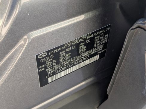 Used 2019 Hyundai Santa Fe Limited image 36