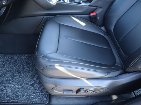 New 2026 Jeep Grand Cherokee Limited AWD/4WD image 12