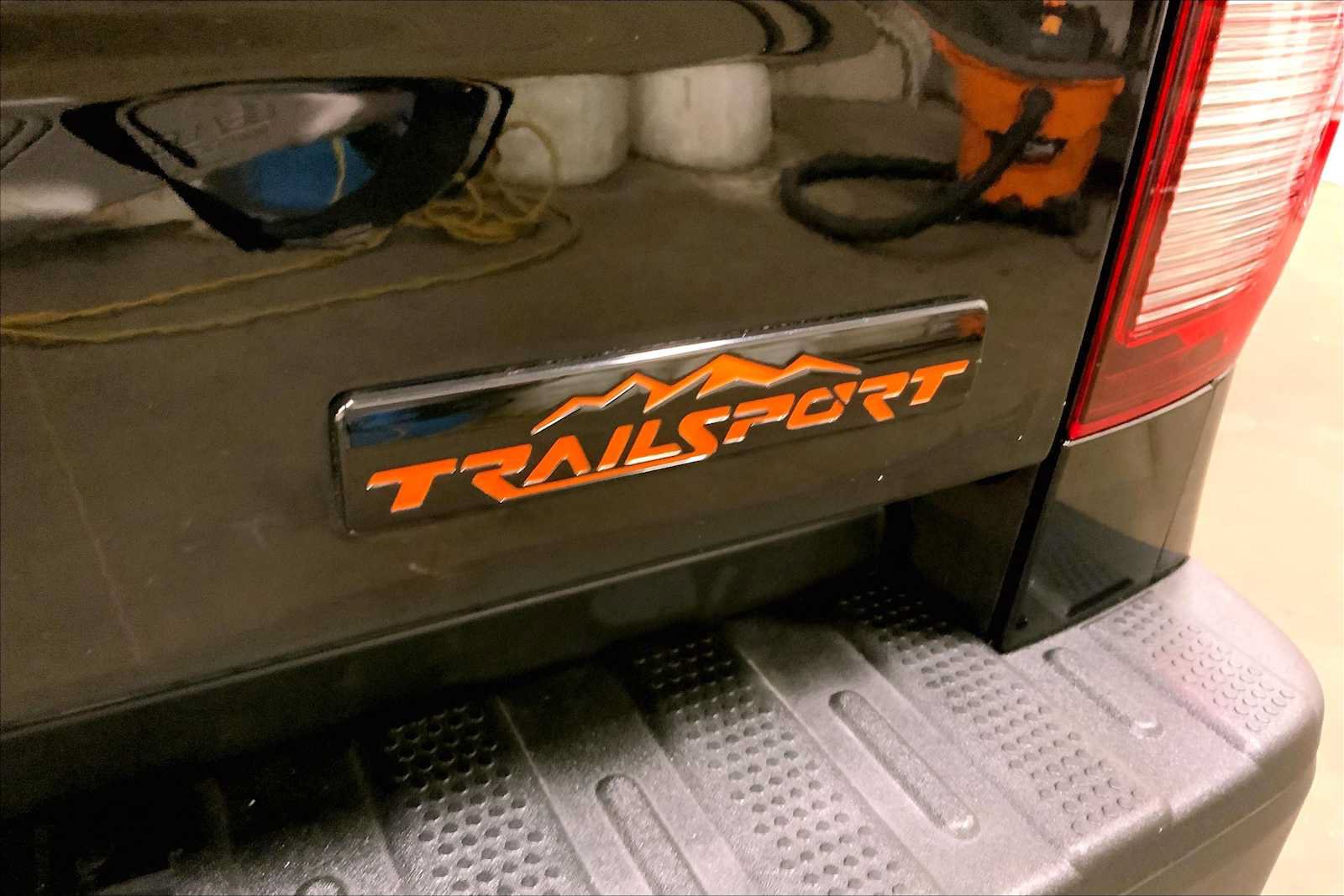 Used 2025 Honda Ridgeline TrailSport image 31