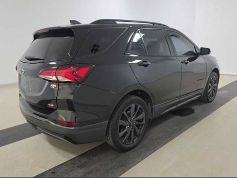 Used 2023 Chevrolet Equinox RS w/ RS Leather Package FWD image 3
