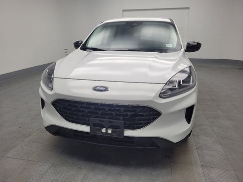 Used 2022 Ford Escape SE w/ SE Sport Appearance Package image 15